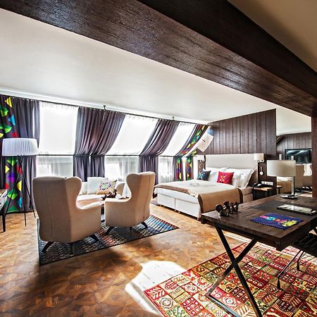 Hotel Bristol Tradition And Luxury Жешов Екстериор снимка The Penthouse Suite