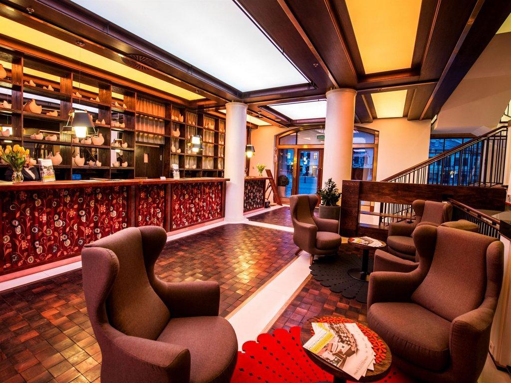 Hotel Bristol Tradition And Luxury Жешов Екстериор снимка Lobby