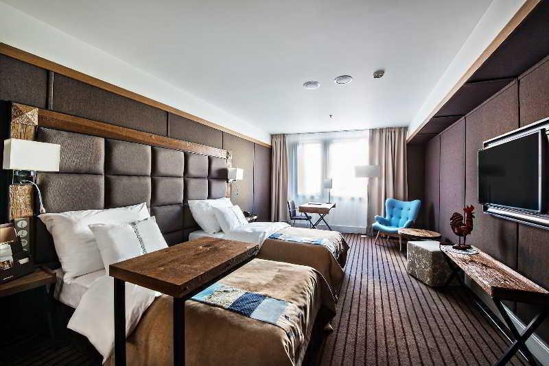 Hotel Bristol Tradition And Luxury Жешов Екстериор снимка Deluxe room