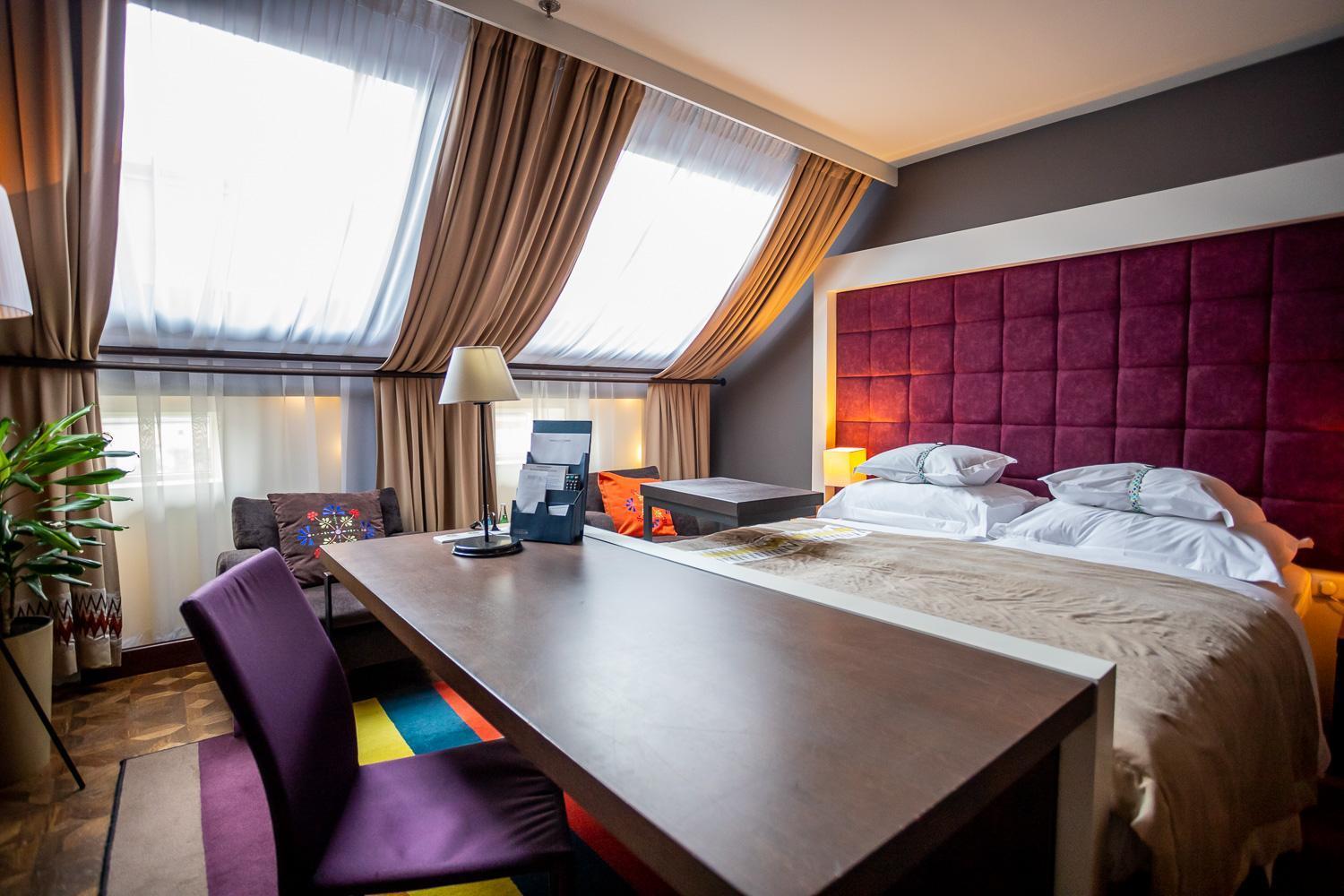Hotel Bristol Tradition And Luxury Жешов Екстериор снимка Suite