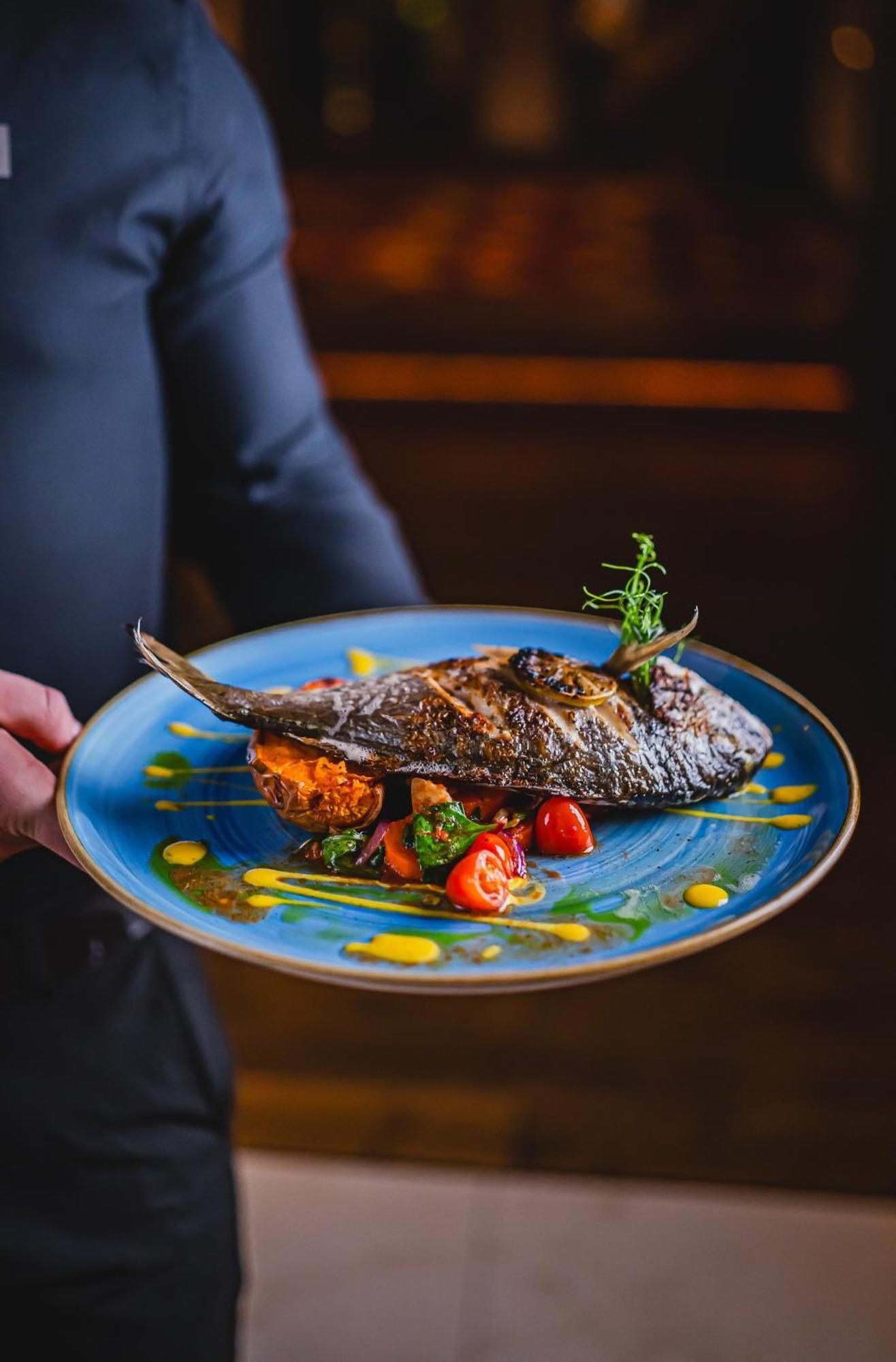 Hotel Bristol Tradition And Luxury Жешов Екстериор снимка A prepared fish